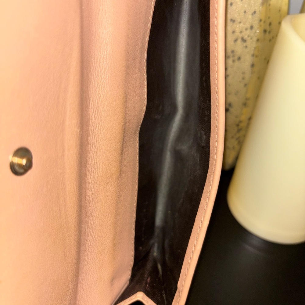 Gucci Tan, Plush Pink and  Gold Wallet - Picture 7 of 7
